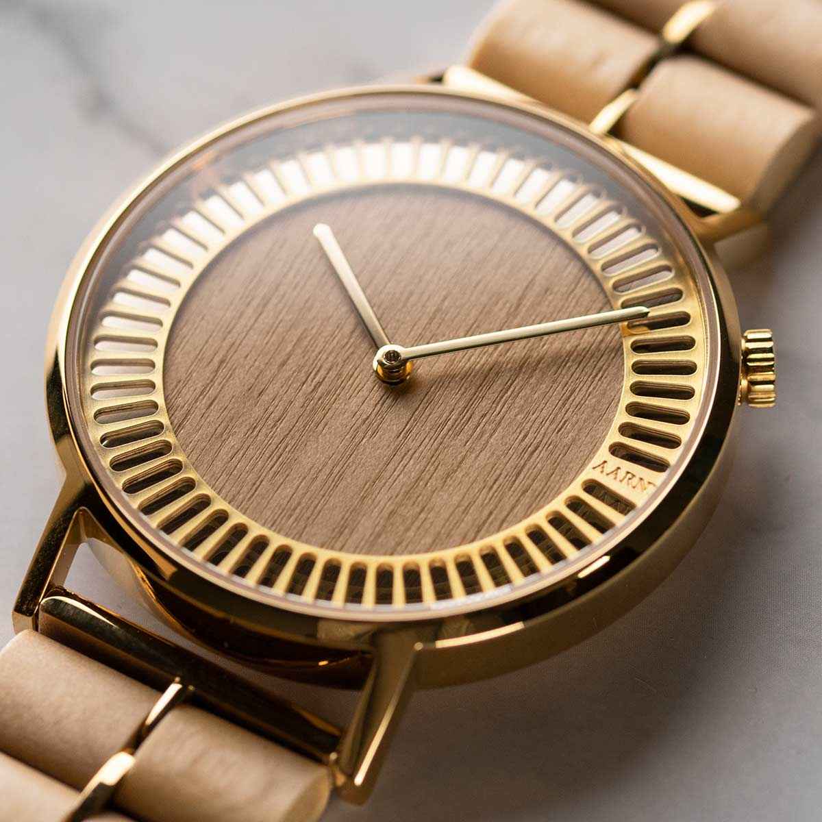 A40 - Gold - Image 2