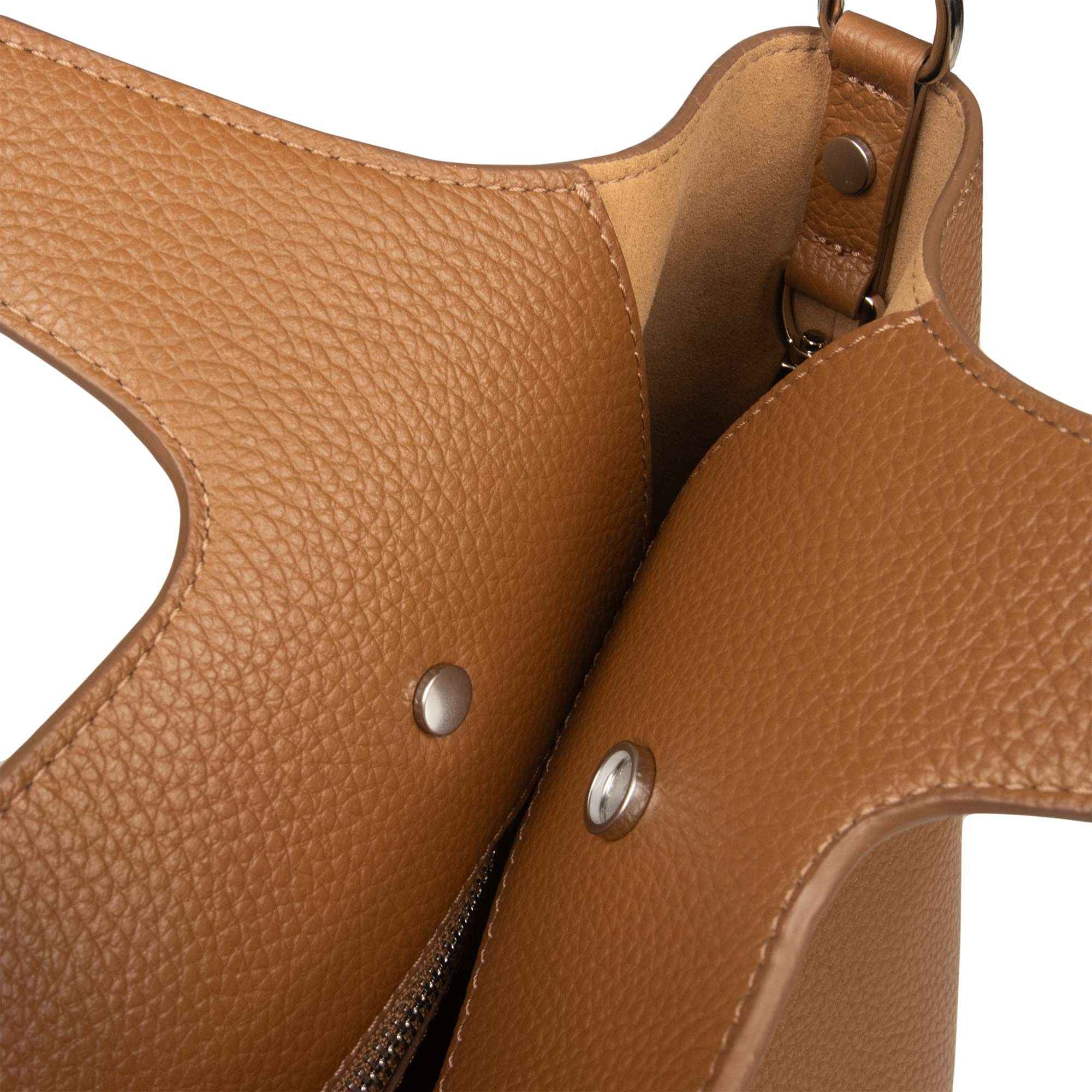 Aava Tote Bag (Cognac) - Image 6