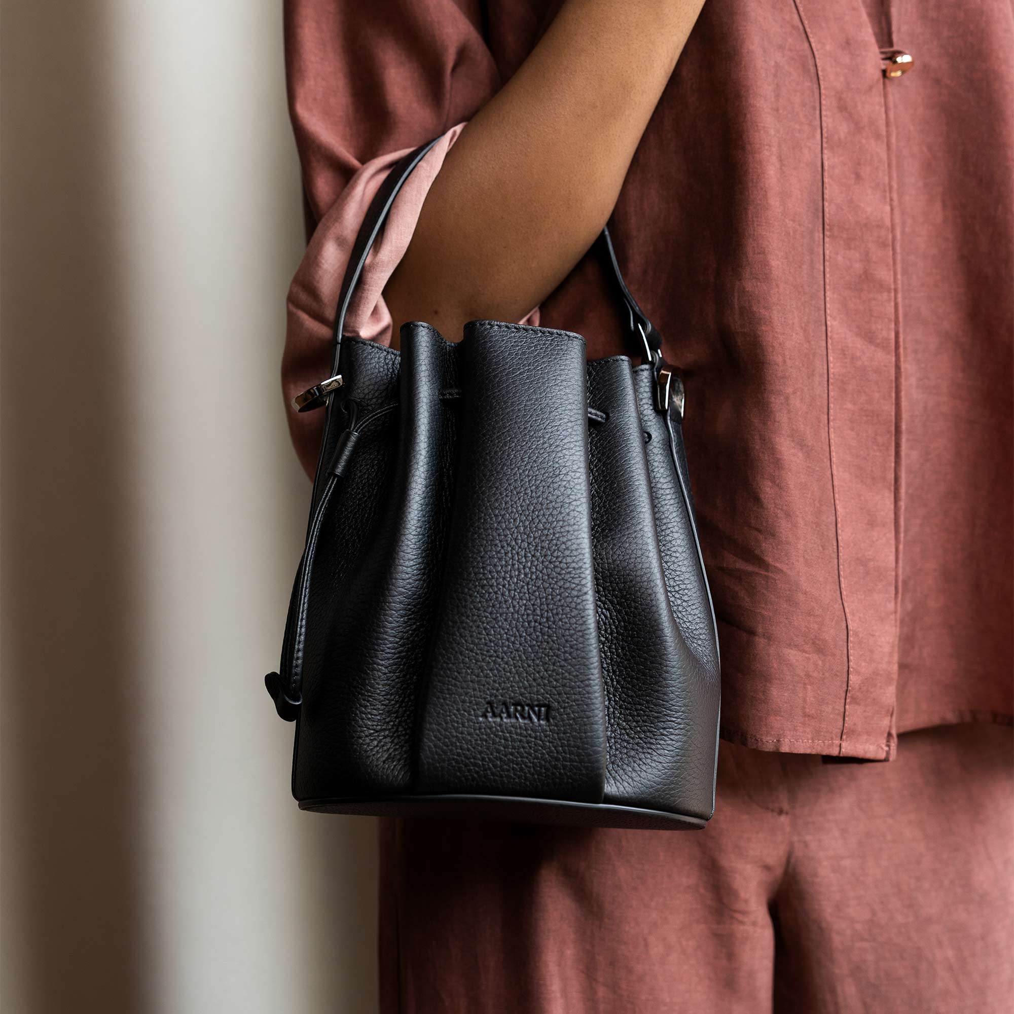 Bea Bucket Bag (Black) - Image 2