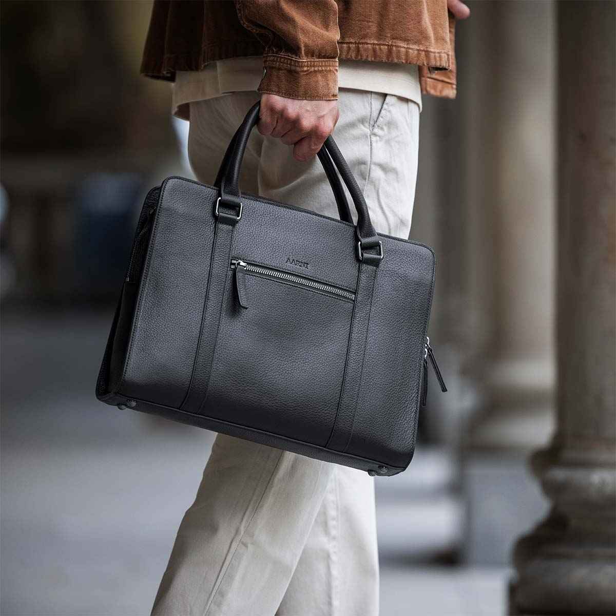 Venture Briefcase (Black) - Image 2